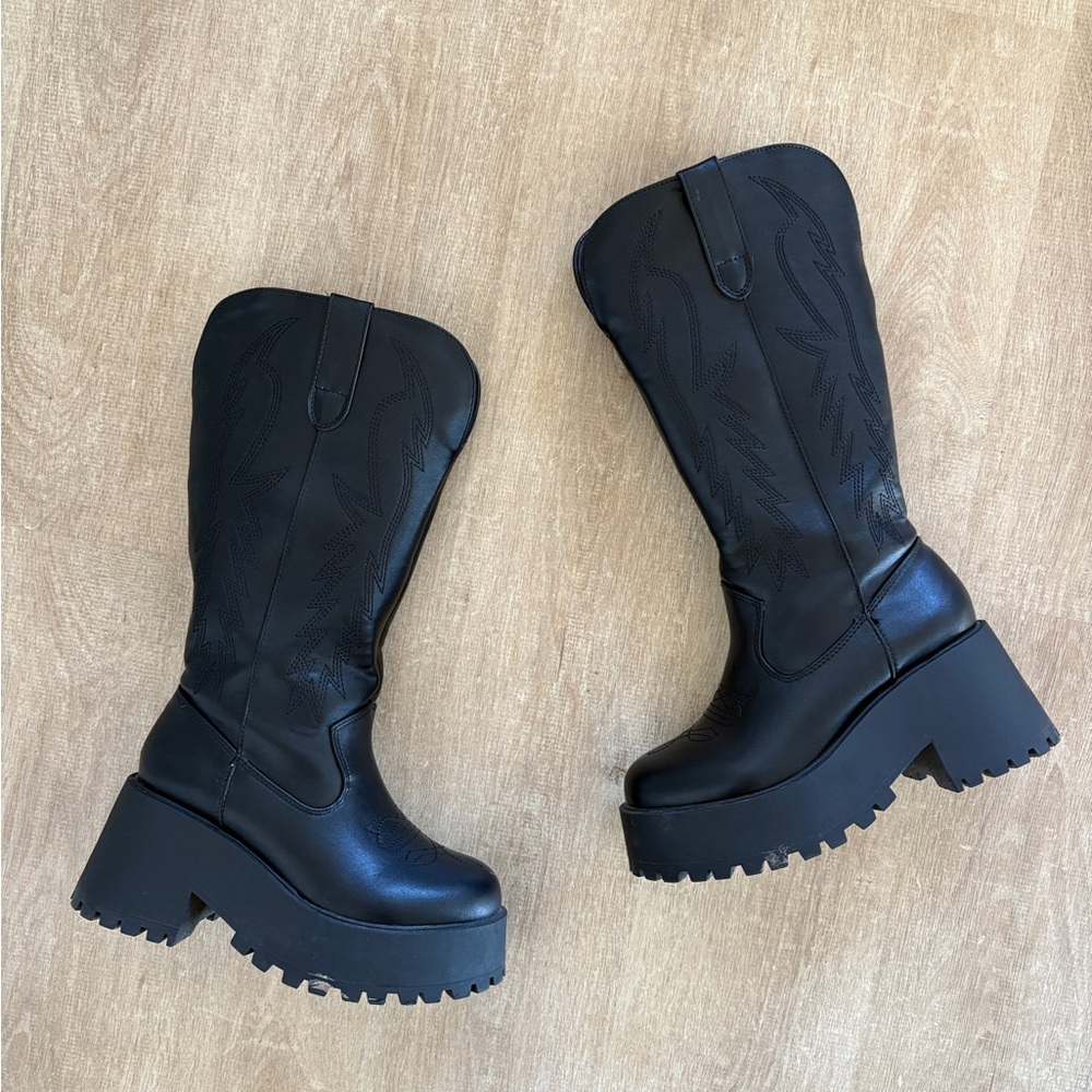 Western moto boots